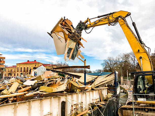 Best Construction Debris Removal  in Willard, UT